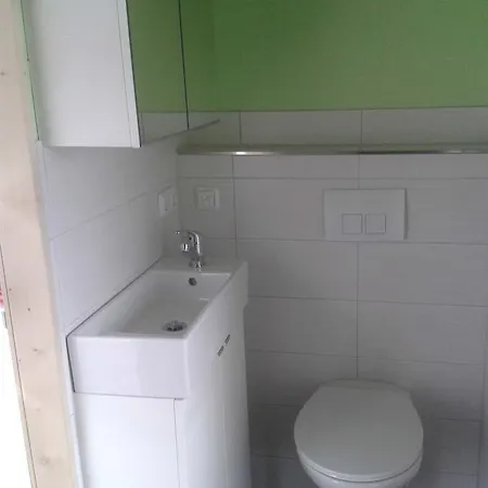 בית נופש Luxus Mit Terrasse, Sehr Ruhig In *