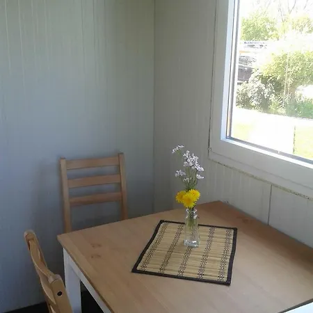 شاليه Luxus Mit Terrasse, Sehr Ruhig In *