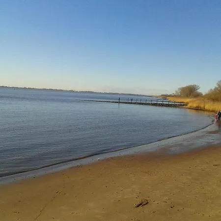 Дом отдыха Luxus Mit Terrasse, Sehr Ruhig In *